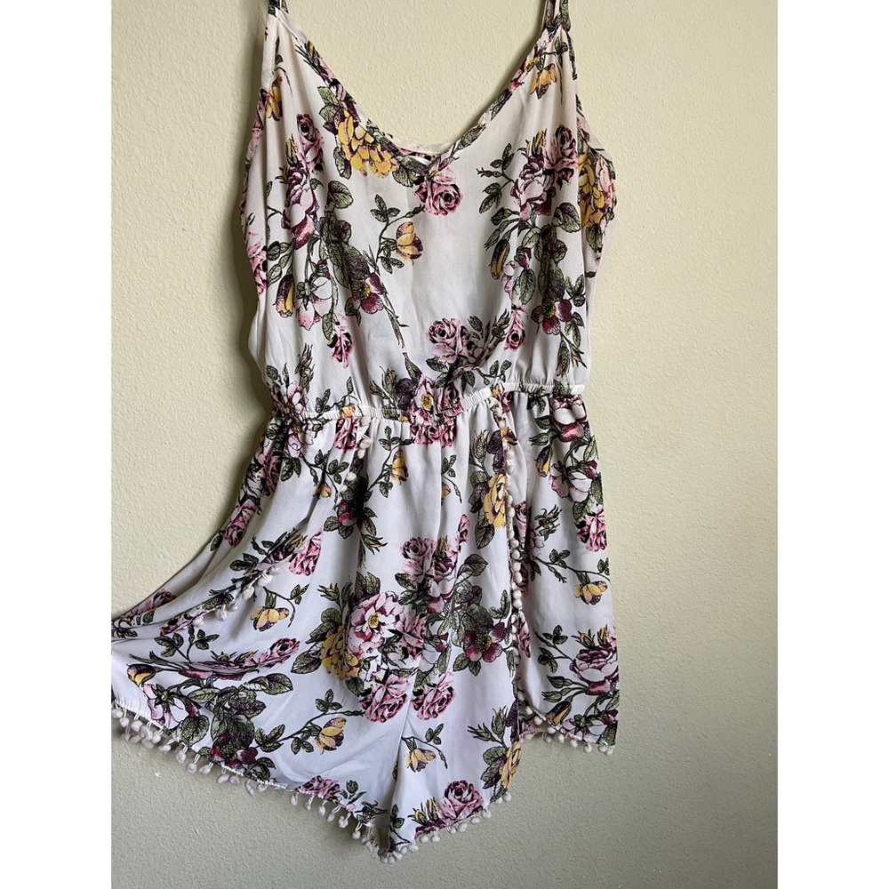 Floral romper!💐